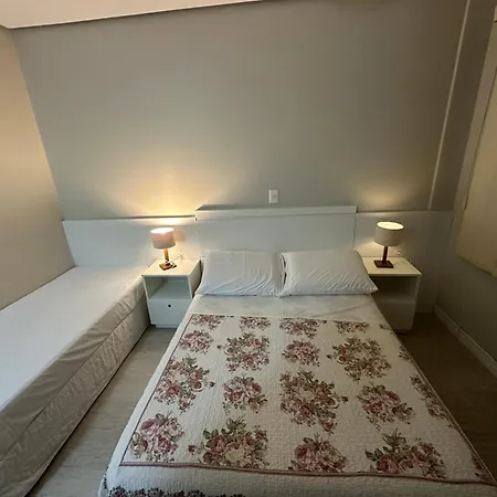 4 Ilhas, 2 Suites, 2 Garagens-3